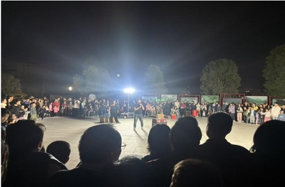 公安縣文旅局依法取締梅園公園違規營業性演出，守護文化市場秩序