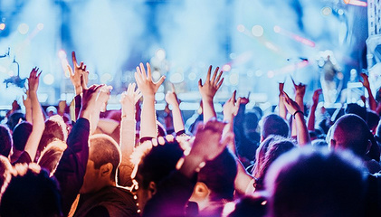 地方新聞精選 陜西嚴(yán)禁大型演出假唱，深圳擬放寬車牌申請(qǐng)，網(wǎng)絡(luò)文化經(jīng)營(yíng)受關(guān)注